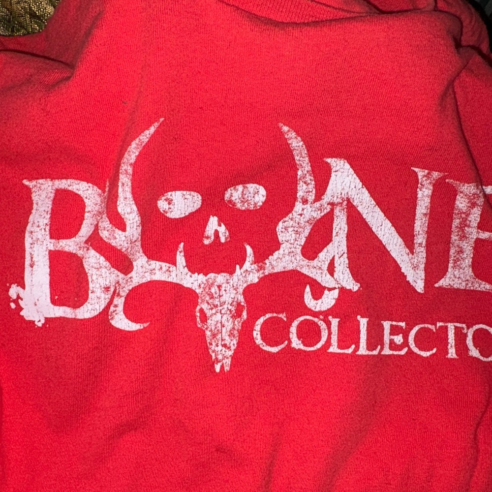 Bone Collector Graphic T-Shirt on fire! Retro! 100%preshrunk cotton large 90s